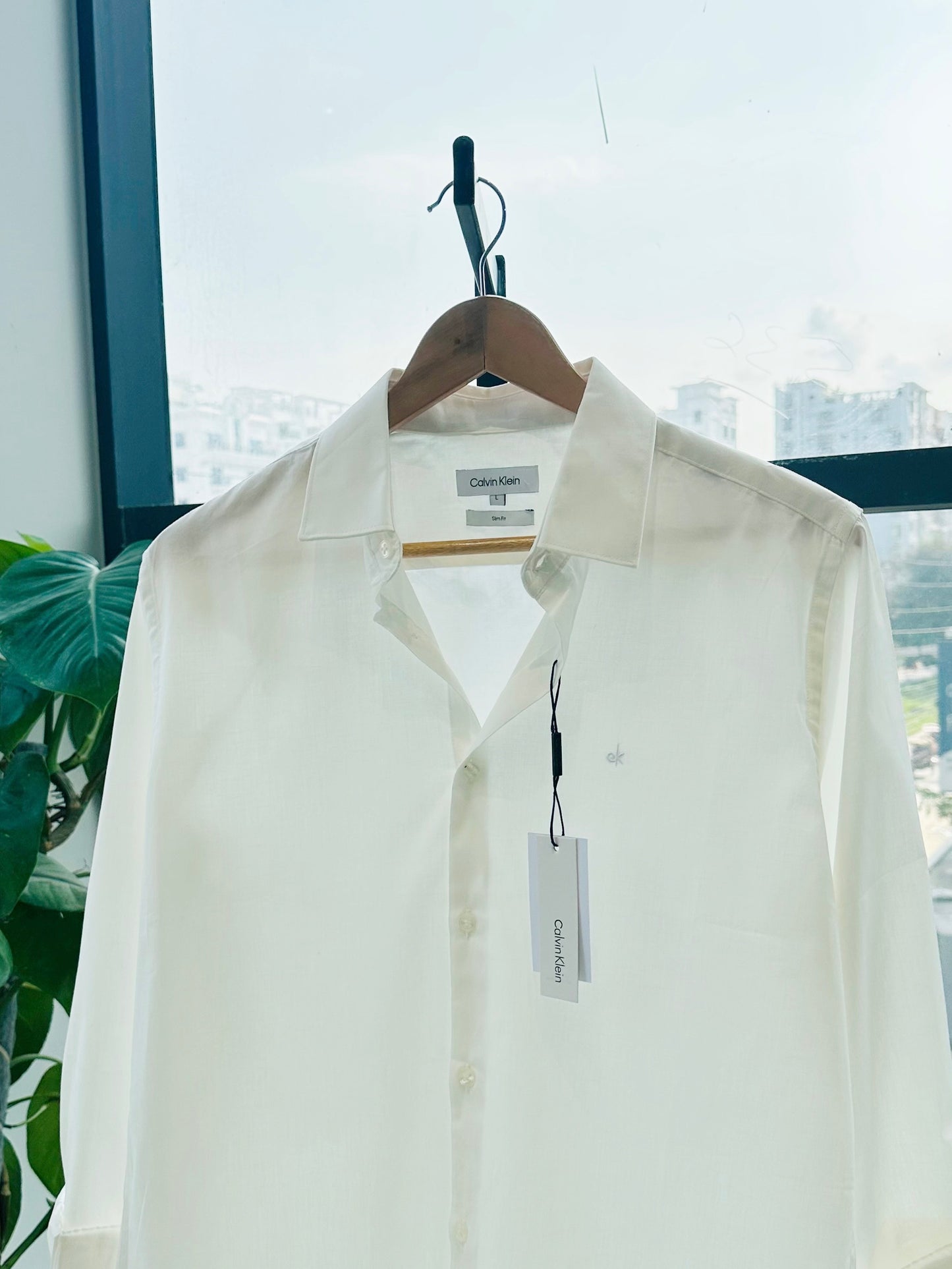 Classic Shirt-White