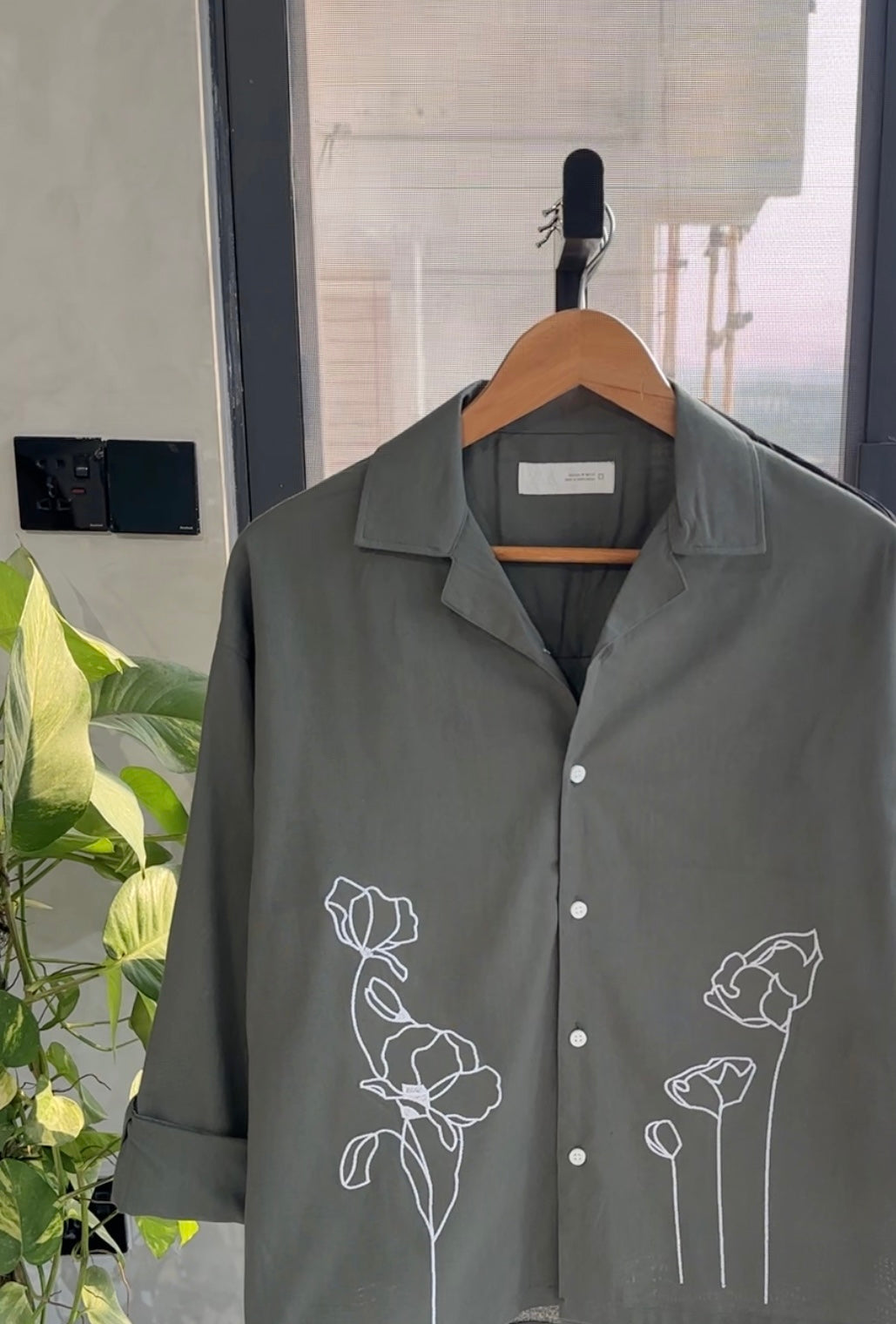 Linen Artistry Shirt-Olive