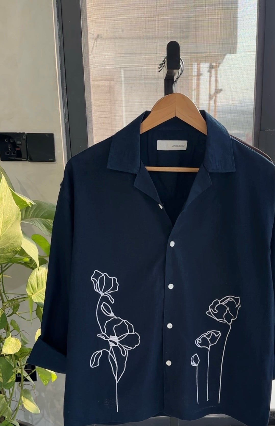 Linen Artistry Shirt-Navy Blue